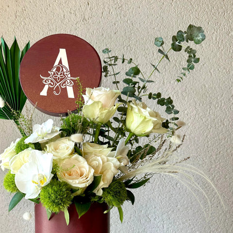 Ivory Bliss White Roses in a Box