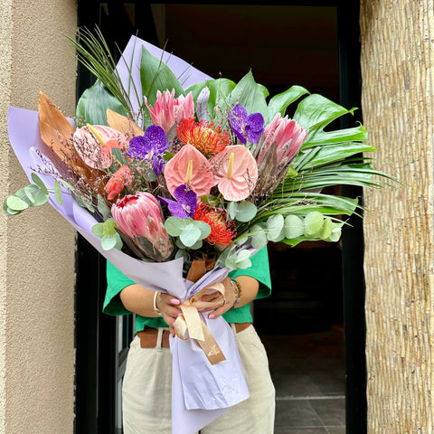 Back To City Premium Bouquet