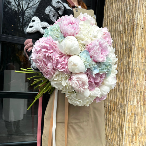 Romantic Peony Bouquet with Hydrangea 