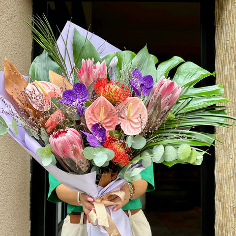 Back To City Premium Bouquet
