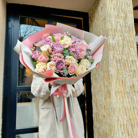 30 Reasons to Love 30's Rose Bouquet
