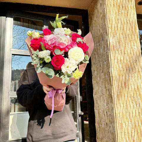 Ranunculus Joy Pink Bouquet