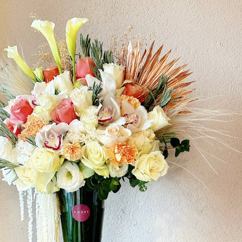 Pearl White Simple Elegance Vase Arrangement