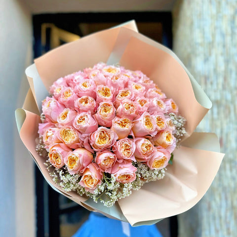 Dreamy Dusk 50's Vuvuzela Special Rose Bouquet