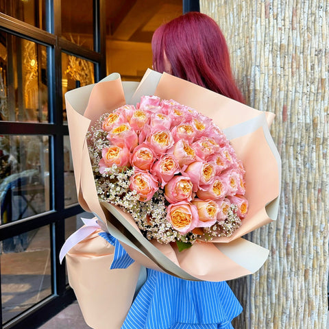 Dreamy Dusk 50's Vuvuzela Special Rose Bouquet