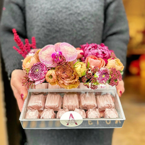 Monaco Blossom Pink Plexiglass Chocolate Box 