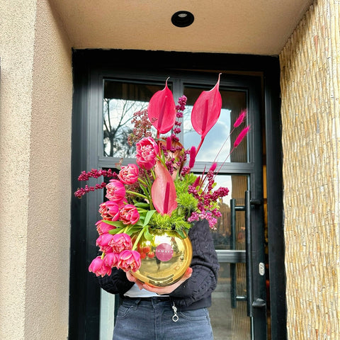 Tulip Arrangement in Blush of Gold Stylish Vase