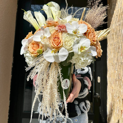 Dreamy Vase Arrangement 
