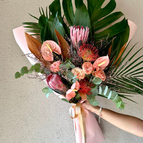 Petite Protea Premium Bouquet