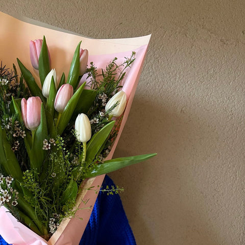 HELLO BEAUTY! Tulip Bouquet 
