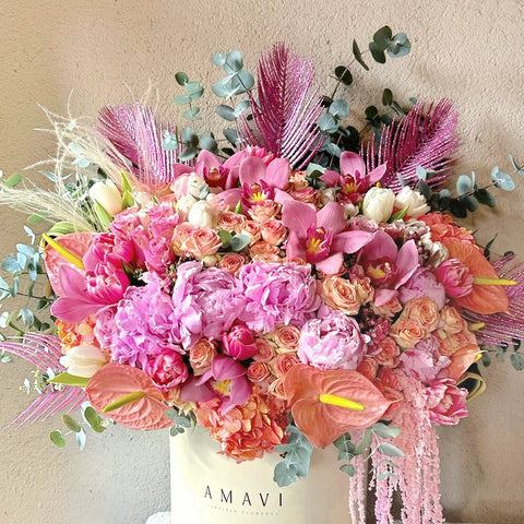 Rosé Luxe Blooms Premium Giant Box Pink Peony Arrangement