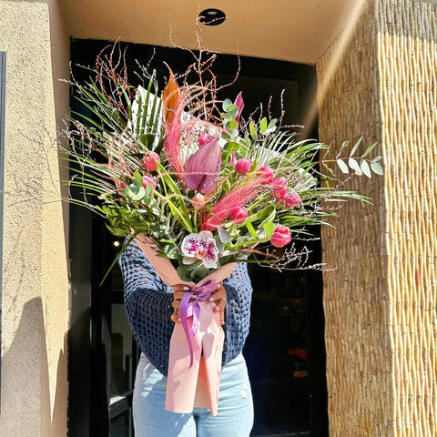 Pinky Columbus Tulip Bouquet 