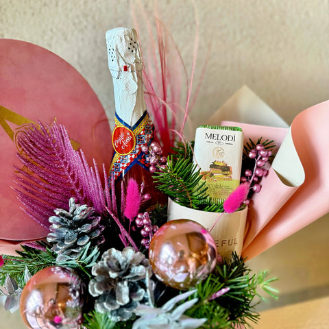 Amavi's Twinkle &amp; Bloom Christmas Gift Box