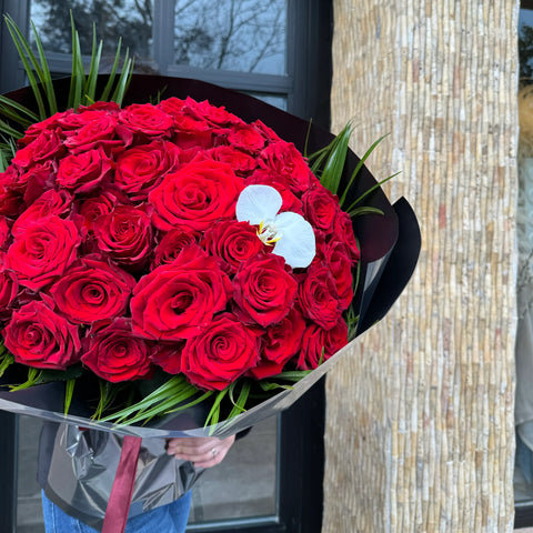 Love Tellers 50 Red Rose Bouquet